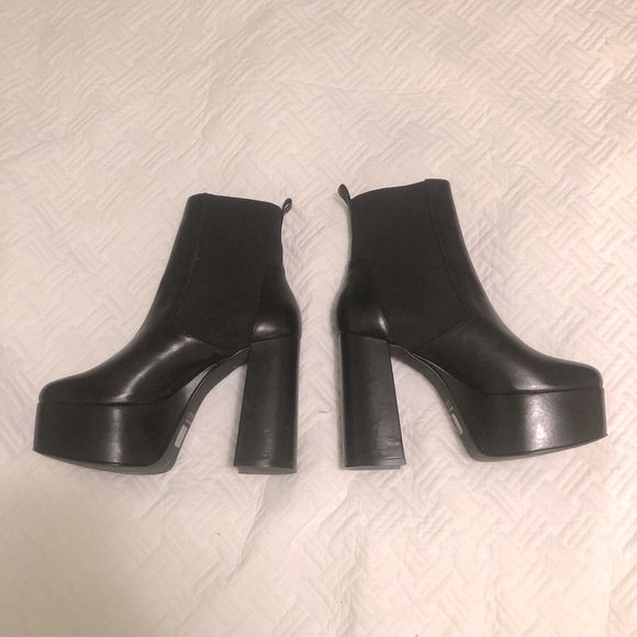 L’INTERVALLE black platform boots 9 - Picture 2 of 5